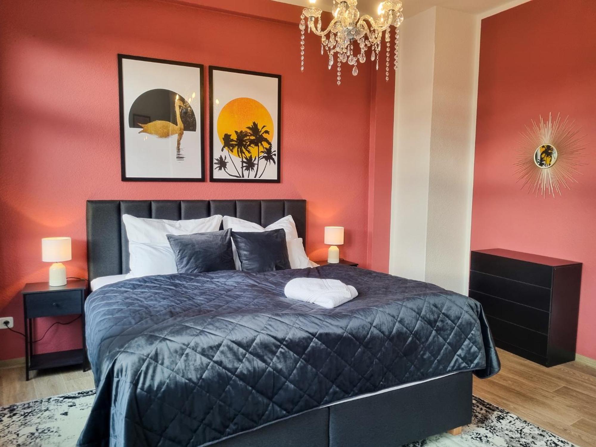 Maremar - Design Maisonette Altstadt - 4 Pers - 57Qm - Luxus Boxspringbett - Kueche - Arbeitsplatz - Privater Parkplatz Greiz Buitenkant foto