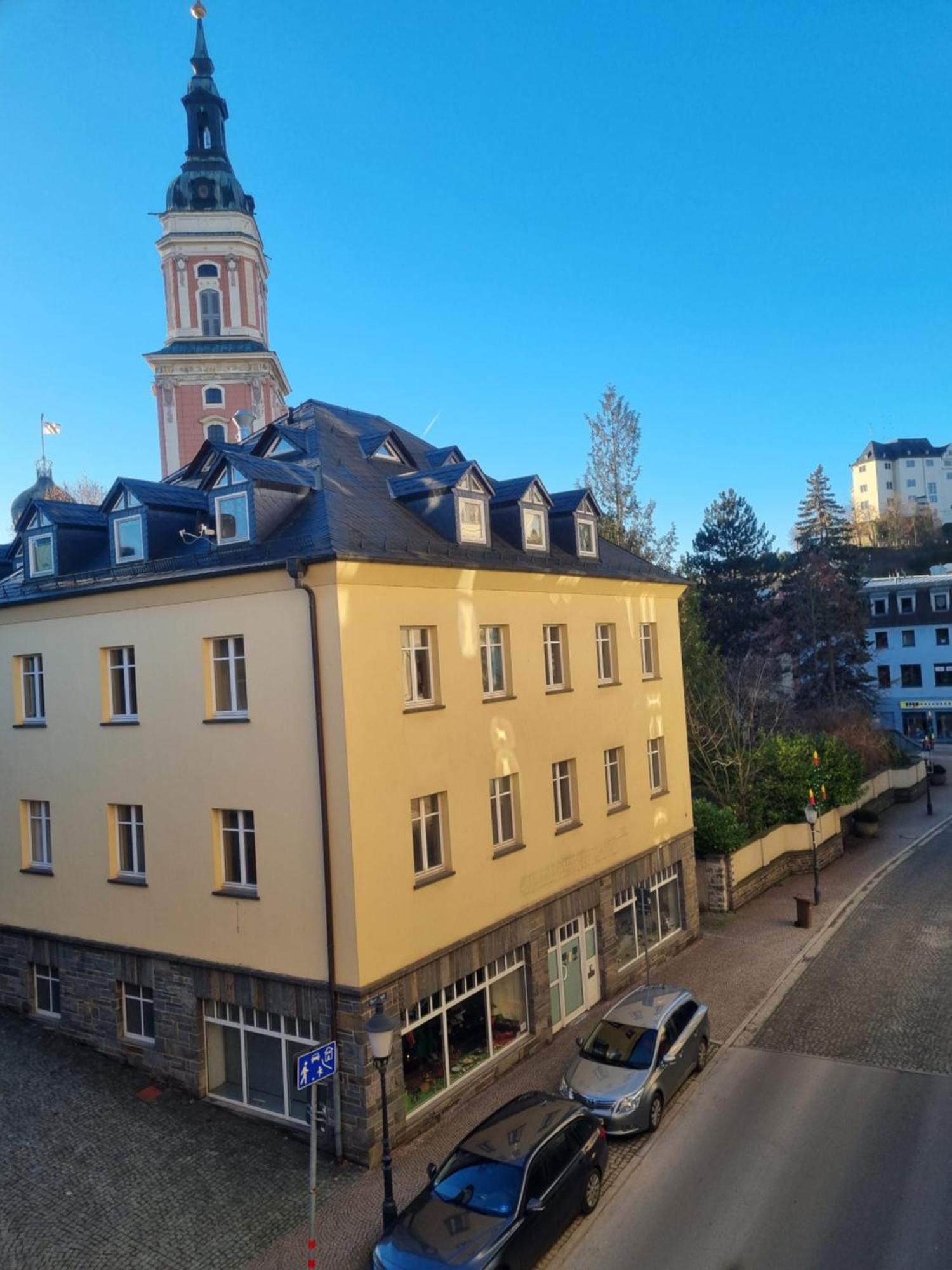Maremar - Design Maisonette Altstadt - 4 Pers - 57Qm - Luxus Boxspringbett - Kueche - Arbeitsplatz - Privater Parkplatz Greiz Buitenkant foto